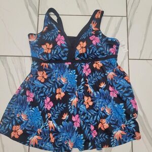 BNWT Plus size Floral Bathing Suit 24W